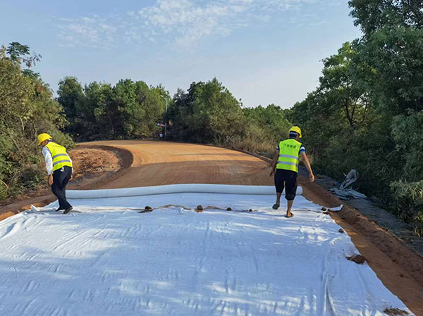 土壤固化劑操作過(guò)程圖